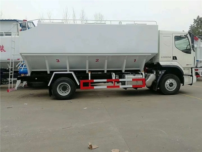 海城8.6米冷藏车与肉钩车价格解析 市场行情与选购指南