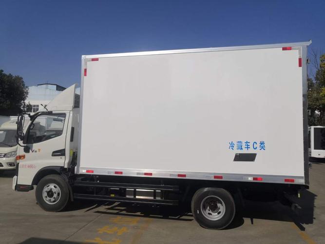 江淮骏铃V6国六蓝牌4米2肉钩冷藏车 城市冷链运输的得力干将